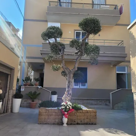 Apartment House Del Levante Locazione Turistica