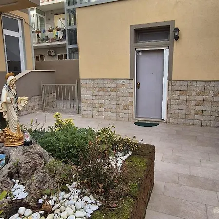 House Del Levante Locazione Turistica